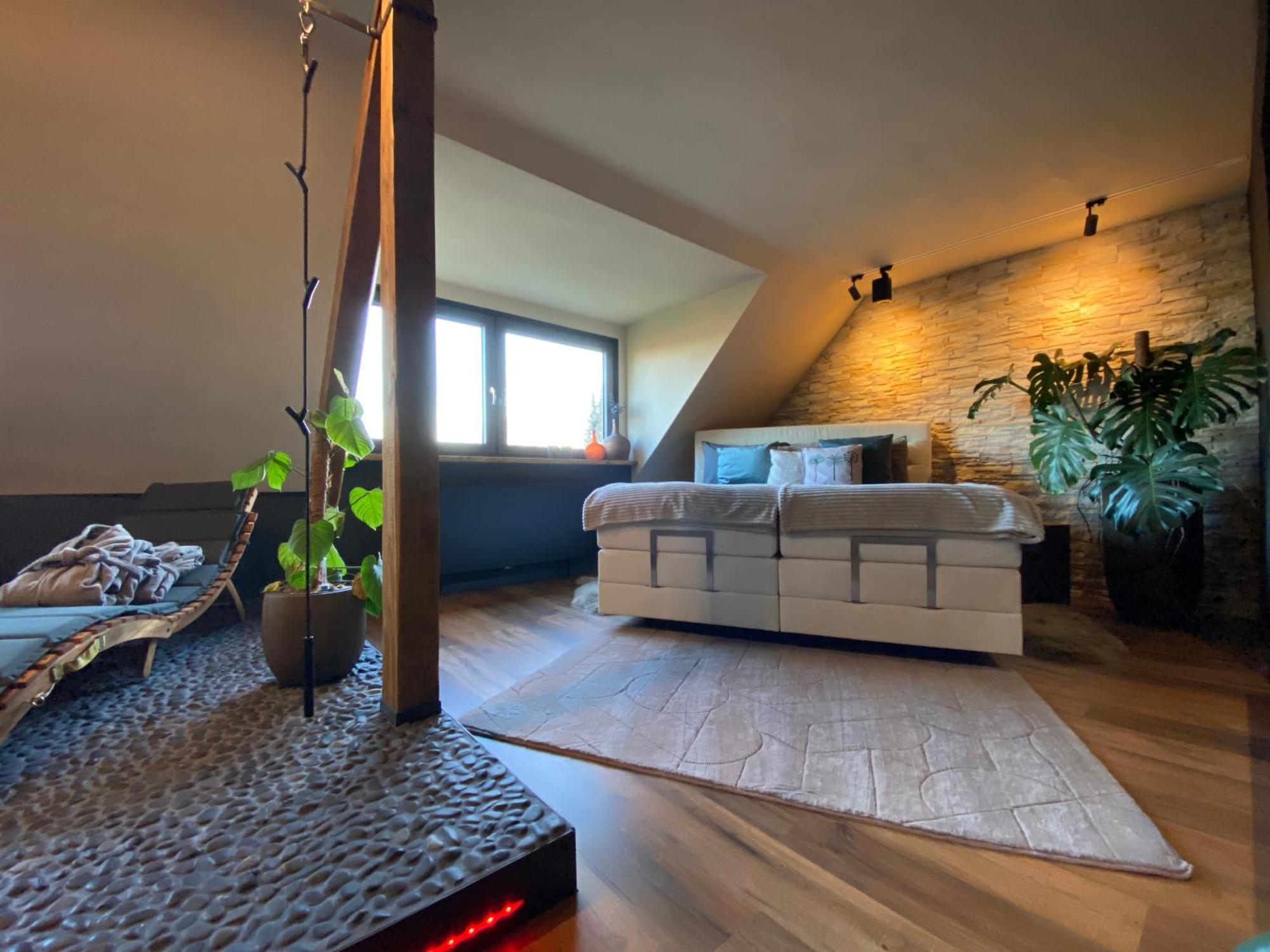 Private Wellness Suiten Mit Whirlpool Essen Exterior photo